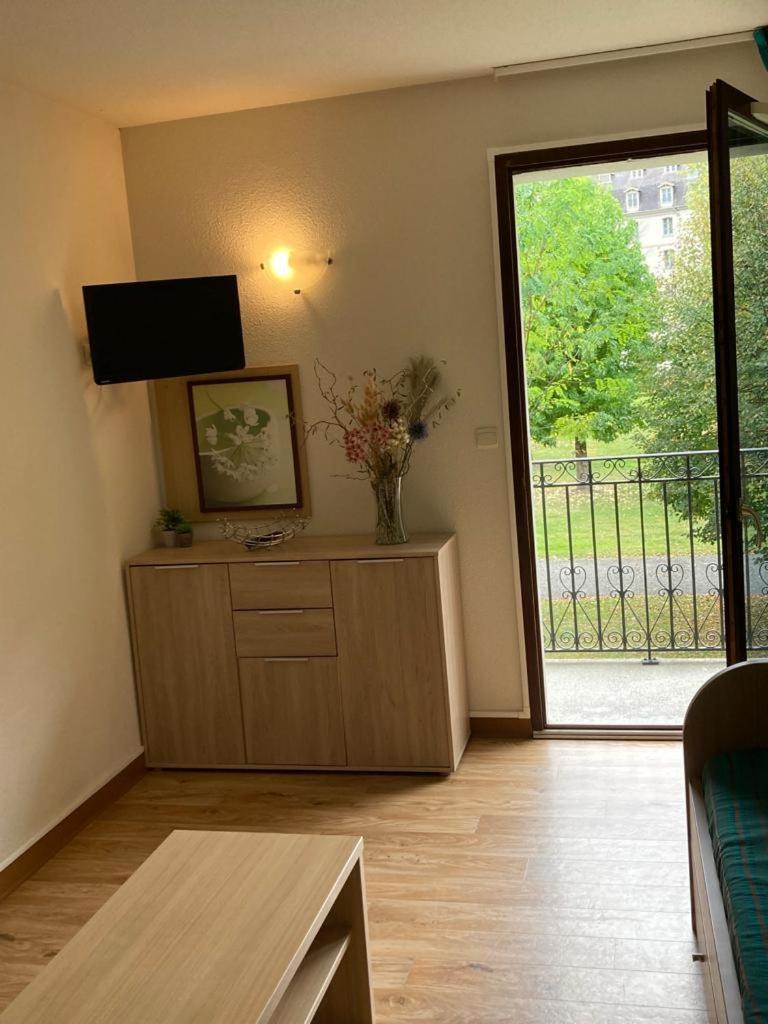 Appartement T2 Jardins De Ramel Bagneres-de-Luchon Luaran gambar